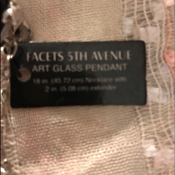 Facets 5th  Avenue art glass necklace - Picture 3 of 6